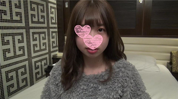 FC2 PPV 769909 初撮り♥完全顔出し♥アイドル級に可愛いゆるふわ美少女18歳が卒業記念に人生初の生セックス♥透けるような色白美肌スレンダーボディを紅潮させて膣アクメ♥可愛い顔してご奉仕汁だくフェラがエロすぎます♥♥