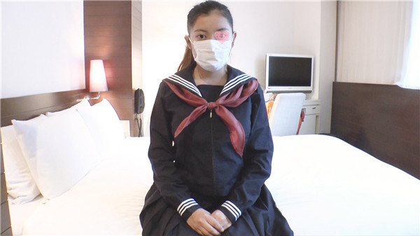 FC2 PPV 797442 完全初撮り♥制服生ハメ♥スペイン人とのハーフ超絶美少女18歳♥乳輪がめっちゃエロいFカップ美乳！♥見た目はラテン系だけどマジでシャイなかえでちゃんにガチ中出し！♥※マスクなしおまけ映像特典付き