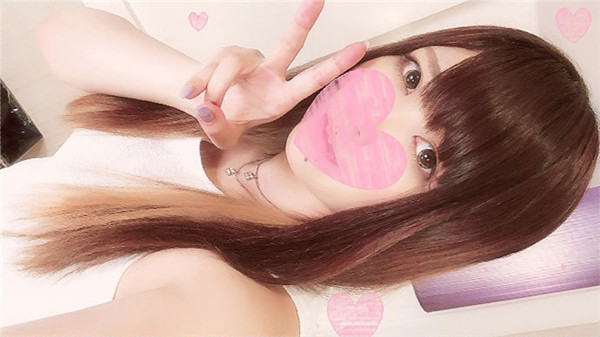 FC2 PPV 954692 【可愛い瞳で悩殺】菊地●美似　取扱超困難初体験美女登場！人前で初めて全裸パンストおまんこ弄りビチョビチョ早漏【モザ無】おまけ写真集有