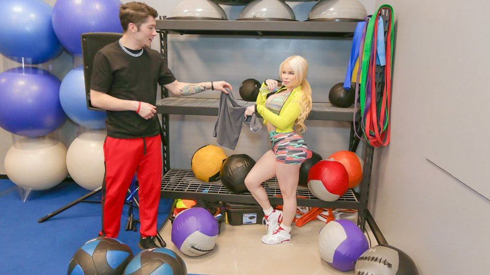 Milf Body – Nikki Delano Cumplimentary MILF Massage