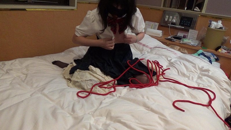 FC2 PPV 1214776 【個撮】声の可愛い素人お嬢様をお仕置きベッドに縛ってオモチャ責めなどなど♪【麻衣ちゃん3作目】