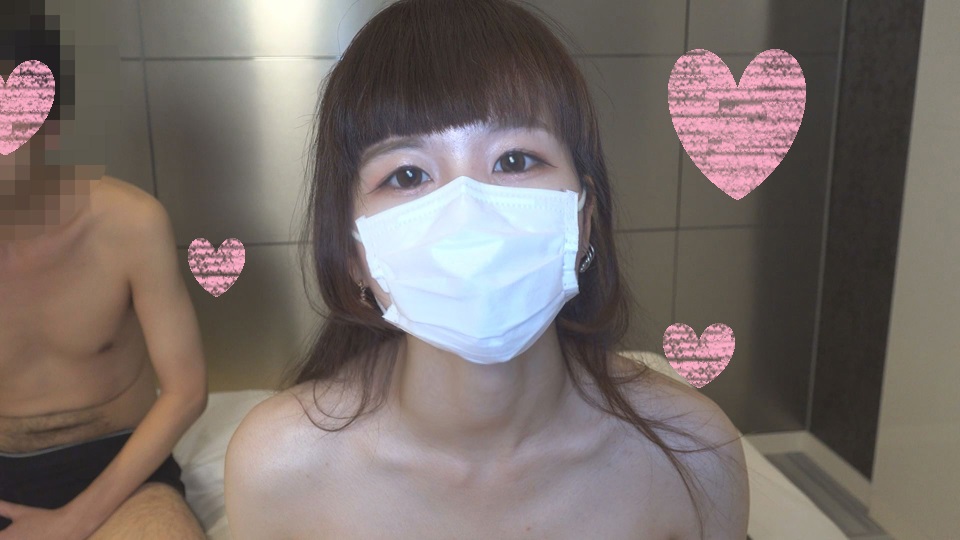 FC2 PPV 1256388 ★大人気！☆ガリガリ貧乳娘エマちゃんの童貞狩り★初の乳首舐めにクンニとドキドキの童貞君♥悪戯エマちゃんの刺激的愛撫に悶絶♥ズブッと初生挿入で気持ちよ～く膣内射精で卒業♥【個人撮影】※レビュー特典付き！