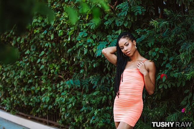 Tushy Raw – Kira Noir – Deep Pleasure