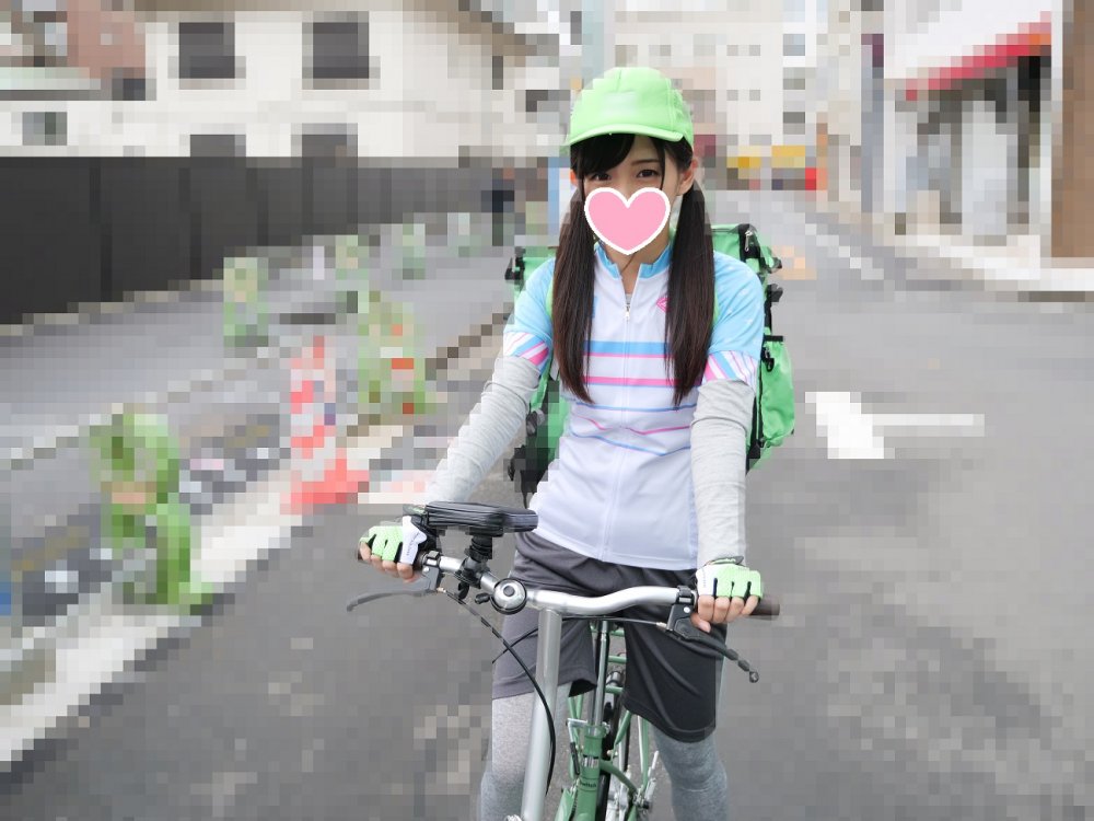 FC2 PPV 1315787 日曜まで特別価格【ウーバー女子】筋肉キレッキレ 23♀！巷で噂のノーブラノーパン可愛すぎるウバ女を連れ込み種付けSEX！みんなで乱交ハメ撮り【素人・乱交・個人撮影】