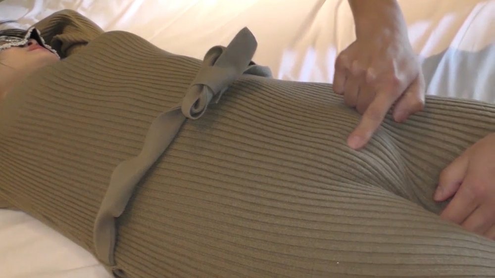 FC2 PPV 1312417 【個人撮影】恥じらいが抜けない初心な若妻　初撮影の緊張で強張ってた体から漏れ始めた喘ぎ・・・