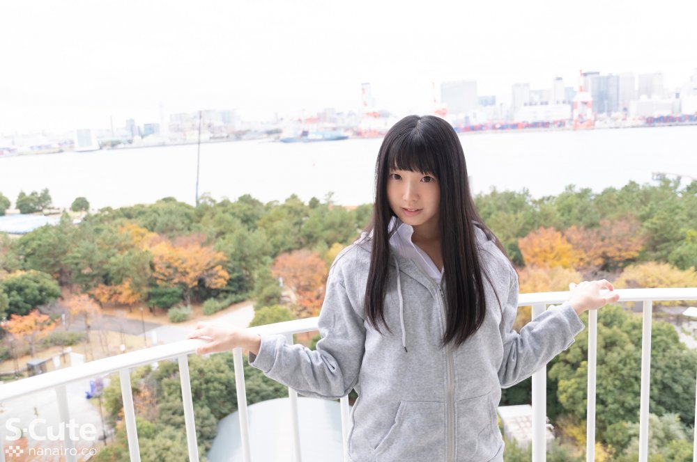 S-Cute 759_hina_01 咥えるほど濡れる制服美少女がエロ過ぎて…／Hina