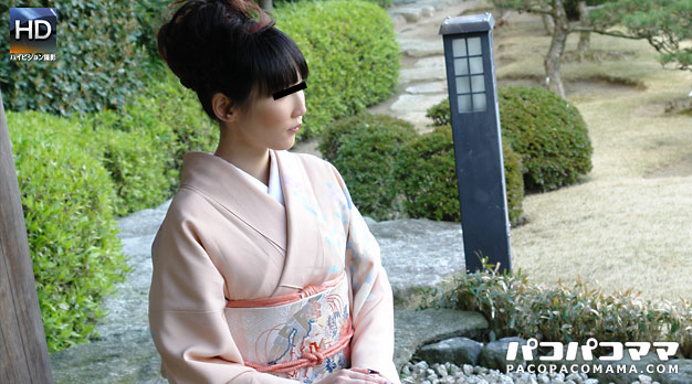 Paco 102610_224 和服の花園