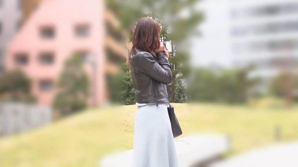 FC2 PPV 1331280 【無修正ｘ個人撮影】高級住宅街にいそうな清楚系美人妻の風俗嬢を呼び出して、1日楽しいことをしたので報告します！【＃風俗嬢】