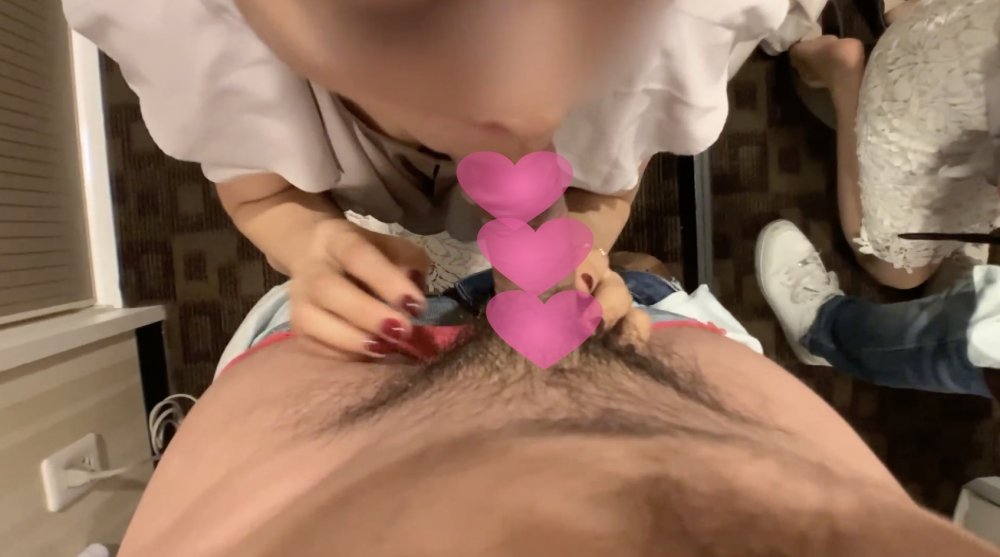 FC2 PPV 1330763 現役ホステス杏奈と同伴ハメ撮りデートで公開初調教　ハメ撮り公開を了承した墜ちた美魔女ホステスに首輪をつけて雌犬プレイで生中出し　購入特典あり