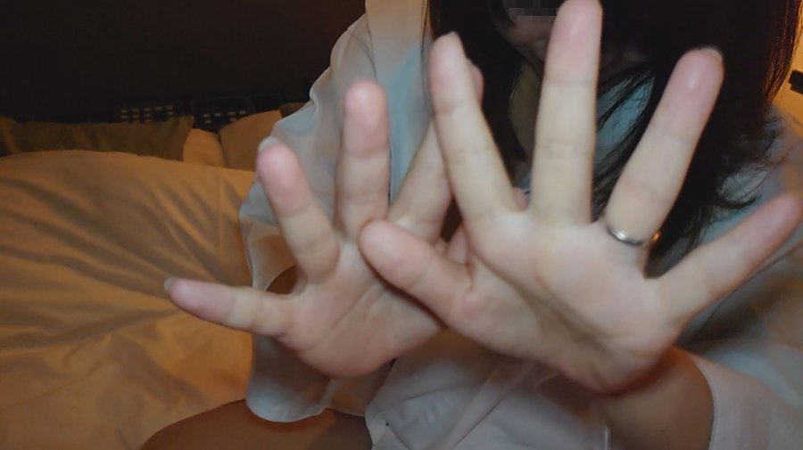 FC2 PPV 1339183 【個人撮影】部下の妻と不倫円光！母乳の出る巨乳妻・低賃金の旦那のため身体で支える献身的な奥さんに容赦なく生チン挿入して無理矢理中出し