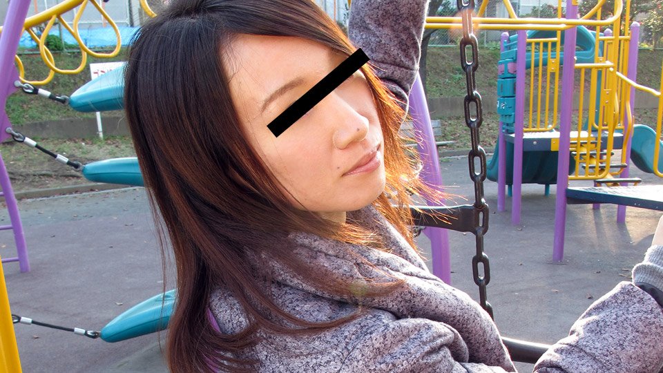 051420_303-paco 剛毛で巨大なクリトリスを持つ熟女