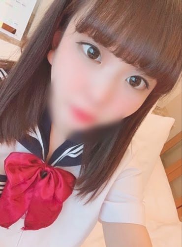 FC2 PPV 1409710 【無修正】アイドルを夢みる美少女は年上好きの甘えたい系天使です(自分だけのモノにしたくて中出ししました)