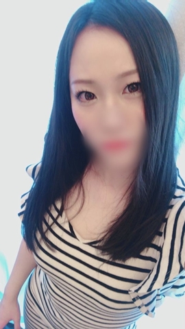 FC2 PPV 1417032 【無修正】旦那のいない真っ昼間から他人のチンポを欲しがる美女妻(種付けしたくて中出ししました)