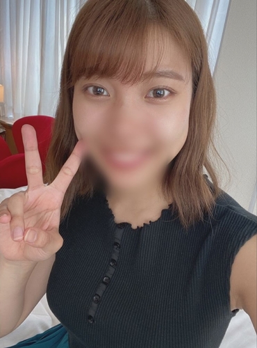 FC2 PPV 1423594 【無修正】激レア！まだ処女な滝沢カ〇ンに激似の美少女とエッチの練習しました(彼氏より先に中出ししました)