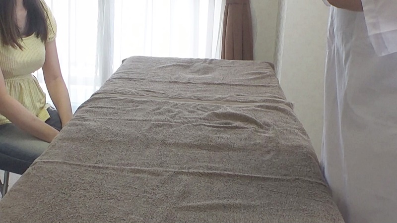 FC2 PPV 1502661 【無/本編ムフフ】美乳とパックンチョがムフフすぎてバックからいきなりスペシャルマッサージしちゃった件。。。順番間違えた！？ｗ　※3大レビュー特典有