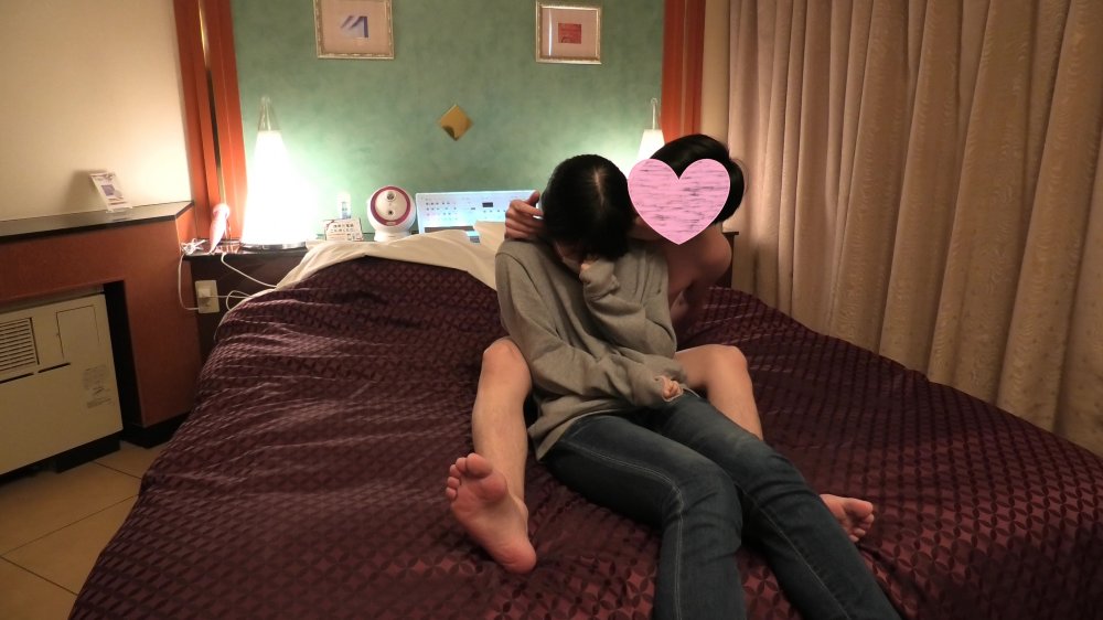 FC2 PPV 1538617 [続編]男の裸も見たことのないポニテ１８歳の陰キャ処〇が愛撫と素股で人生初イキを経験