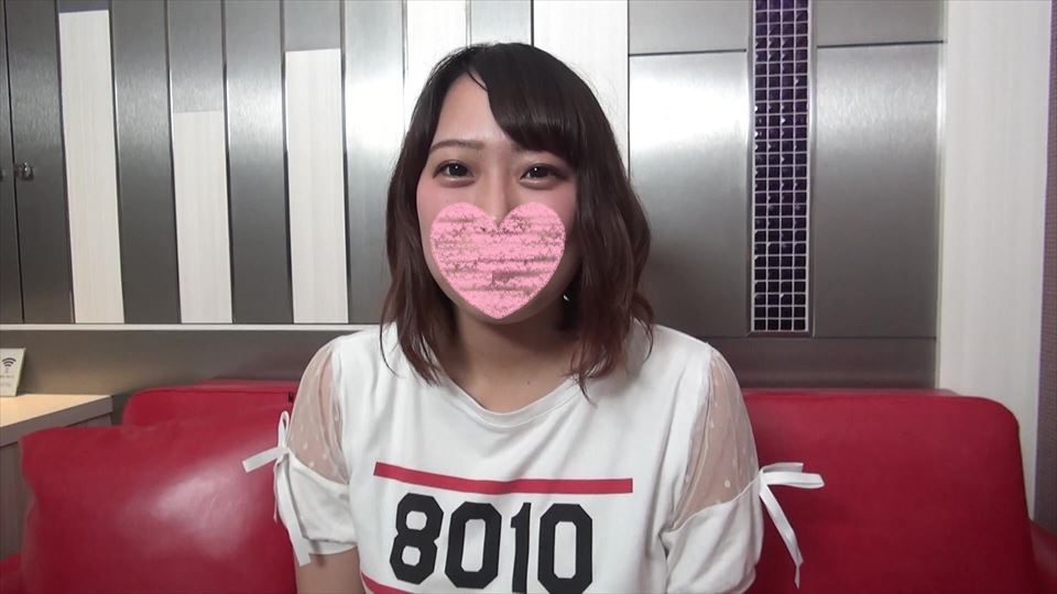 FC2PPV-1542914 【初撮り】GカップムッチリJDちゃん。圧倒