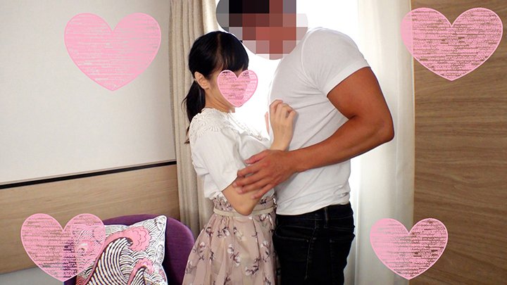 FC2 PPV 1550774 ミニ系淫乱爆乳人妻と中出し不倫！卒業すぐセレブ婚した若妻は、焦らして膨らんだ巨大生チ●ポを生膣でシゴいて潮吹き絶頂！浮気精子をたっぷり搾り取る寝取られ痴女ビッチと個人撮影