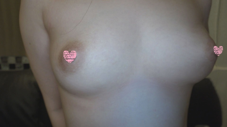 FC2 PPV 1579053 ★顔出し☆ほんわかロリロリ娘♥現役JDうさみん21歳☆敏感まんこ電マでイキまくり♥顔に似合わず激エロ愛撫に脚コキ三昧♥ガツっと生ハメ愛液べっちょり欲情中出し♥【個人撮影】※特典付き！