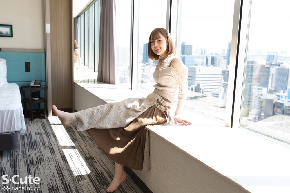 S-Cute 790_yuina_04 赤い下着で縦撮り騎乗位／Yuina