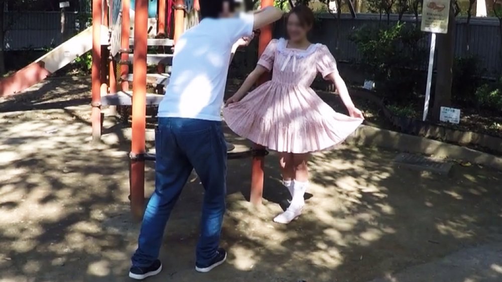 FC2 PPV 1575406 【やりまんモデル】えみ【個撮】モデル募集でやって来たスレンダー美尻ちゃんを部屋に連れ込んでハメ倒し中出し！パンチラピース(鬼カワ)アヘ顔ピース(激エロ)中出し【蔵出しおまけ付】