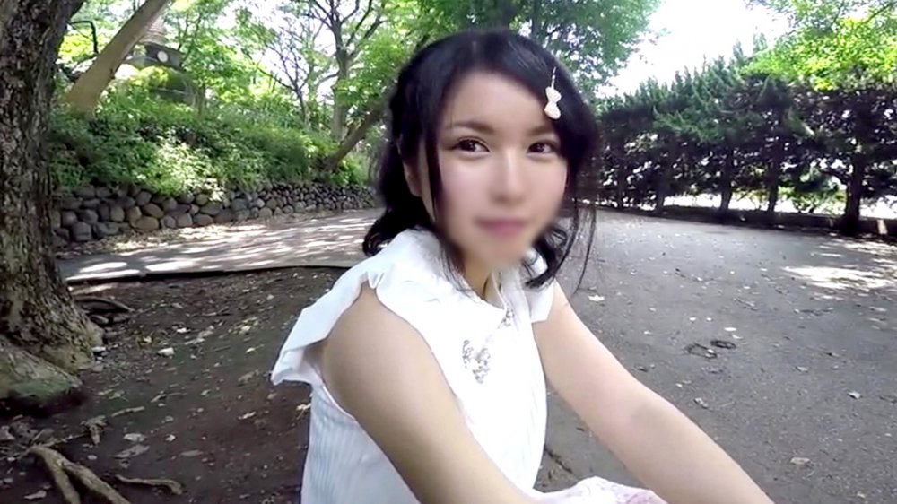 FC2 PPV 1607293 【ロリ】もえ(18)部活一筋！剣道二段の純情娘は超むっつりドスケベ☆車内で発情！竹刀を握ってた可愛いお手でチンポ掴んで喉奥ふぇら。勃起チンポで突き突き突き～大量潮吹きまくり【レビュー特典有】【特価販売