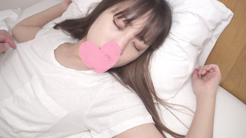 FC2 PPV 1702418 【無/個】「気持ちいい、やばい。。。」彼氏に内緒で初めての制服コスプレSEX！腰をビクつかせながら最後はぬるぬるおマンコに大量中出し!!※顔出しレビュー特典あり