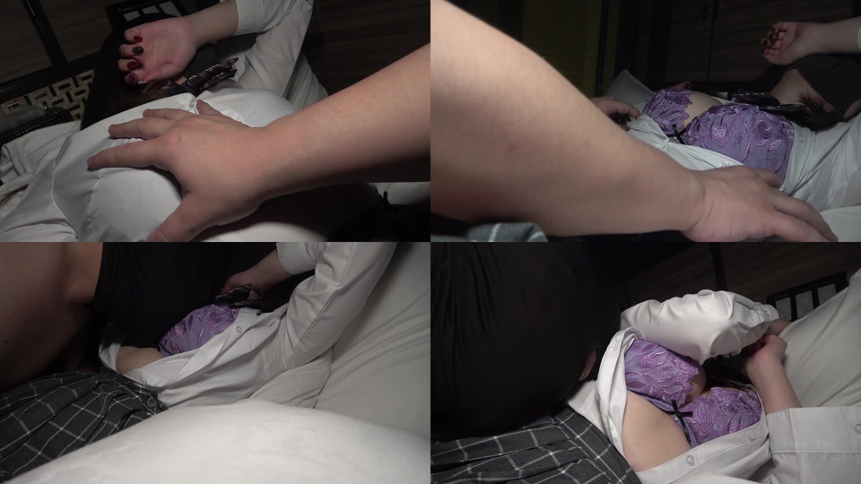 FC2 PPV 1798612 【実録投稿！】高額報酬と引き換えにオヤジの中出し！ リアルな●交ムービー！！