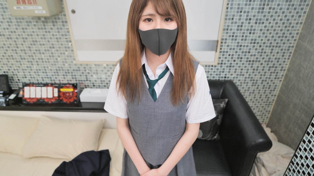 FC2 PPV 1889535 【個人撮影】くれは18歳美脚で巨乳で痙攣マンコに中出し。【山射】 FC2-PPV-1889535