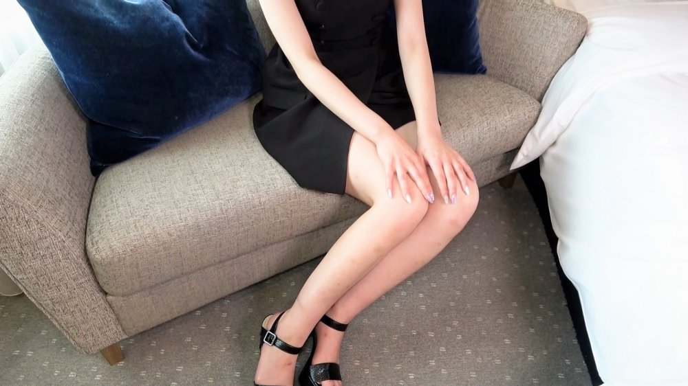 FC2 PPV 1947670 【無】【100個限定2980→1480ptにOFF!】長身超絶美脚美女！現役〇〇署職員を生ハメ撮り♥大量中出し！！♥️※レビュー特典／高画質Ver FC2-PPV-1947670