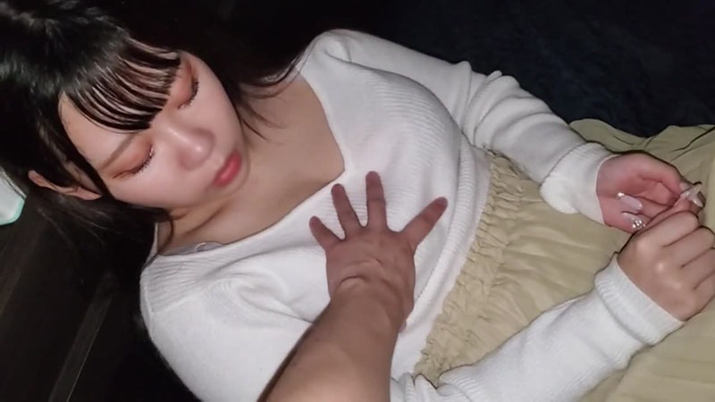 FC2 PPV 1978860 16まで1980【顔出し】♯仲の良い色白巨乳の女友達。彼氏の相談を受け、押し倒して浮気生えっちで中出し。 FC2-PPV-1978860