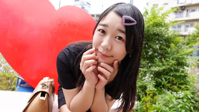 [G-AREA-807YUNI] ロリ巨乳のパイパンコンカフェ店員の恥ずかしSEX 807YUNI