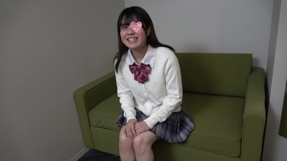 FC2 PPV 2341477 アイドル級美少女爆誕。お願いなので拡散しないでください。 FC2-PPV-2341477