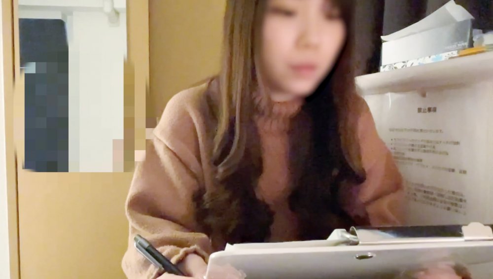 FC2 PPV 2466300 現役爆乳JDあんなちゃん 面接から即セクハラ研修スタート 爆乳を揺らしながら生中出し レビュー特典多数あり FC2-PPV-2466300