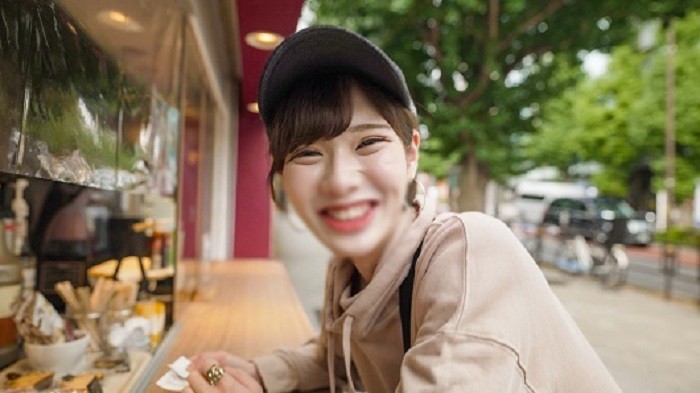 FC2PPV 2492565 【FC2発】完全顔出し！素人大学生【限定】ライラちゃん22歳 ボーイッシュ系読者モデルアパレル店員 オシャ服の下の超スレンダーボディに大興奮！極細ウエストをガッシリ掴んで高速腰振り& 中出し！！ [有]