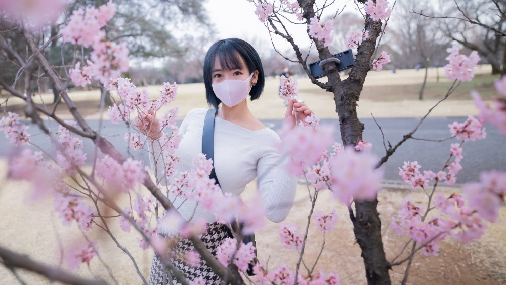 FC2 PPV 2786634 シネマ画風！！【無修正】個数限定！あざと可愛い天真爛漫で愛嬌抜群のFcup巨乳オフィスレディ！！体液まみれで絡み合い絶頂する淫乱な身体に連続膣内射精！！（3回射精） FC2-PPV-2786634