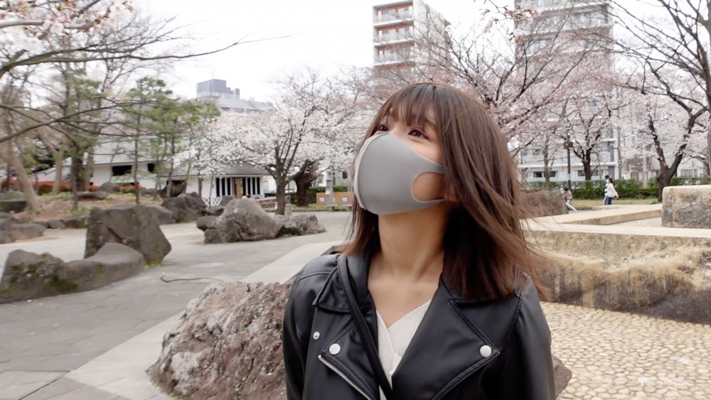 FC2 PPV 2792171 顔出し！！【初撮影・無修正】個数限定！！不器用な愛情表現しか出来ないツンデレな可愛い誘惑小悪魔・・・徐々に心を開き身体をビクビクと痙攣させ喘ぎ果てまくるドMな超敏感体に2回中出し！！ FC2-PPV-2792171