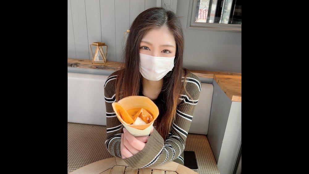 FC2 PPV 2854592 【初撮影・無修正】個数限定！！以前から狙いをつけていた可愛いショップ店員・・・いつも隙をみせない彼女を仕事帰りに誘い出し念願の生中出し！！僕の上で果て続け普段味わえない快楽を味わい続けていた（2回射精 FC2-PPV-2854592