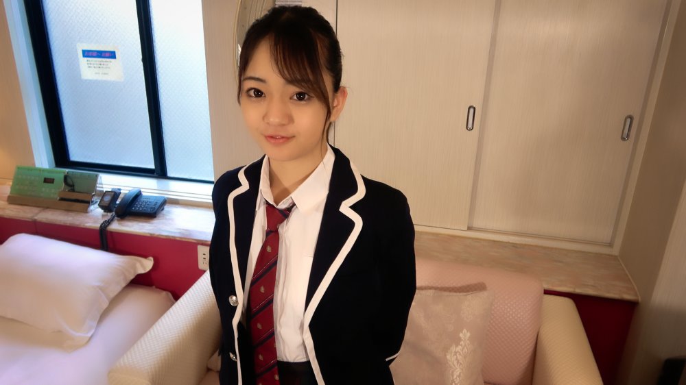 FC2 PPV 2859372 初撮り１８才みさきちゃん、中出しAV。とにかく性格とエッチがいい。レビュー特典あります（無） FC2-PPV-2859372