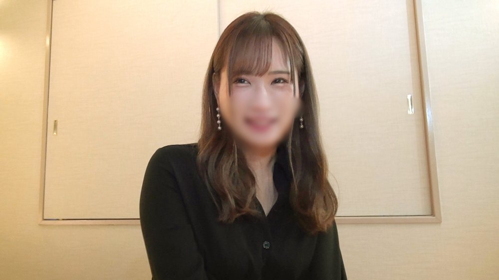 FC2PPV 2853205 【セクシー×美少女】なるみ★舐め舐め攻撃で全身ガクブル黒のくそエロ下着の上からの電マ責めでイキまくり♪可愛い顔して強烈な腰振り騎乗位でハメ師タジタジ・・・からの！意地の鬼突き！！【豪華おまけ】 [有]