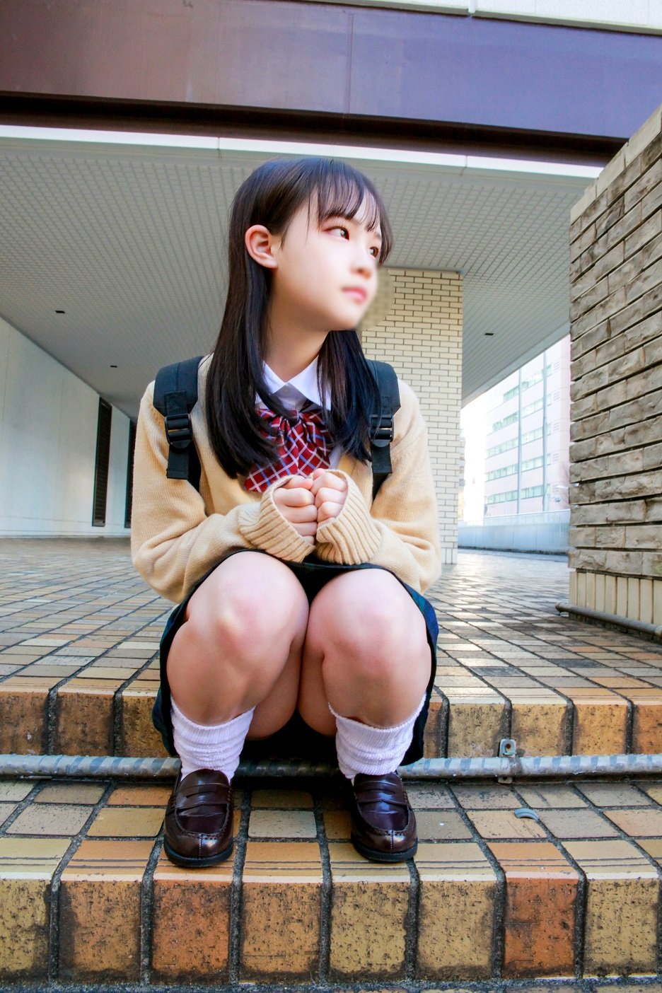 FC2PPV 2866244 特典【待って赤ちゃん出来ちゃうよ…】2004年生まれ♡奇跡の現役K3★超ミニマムろり娘。狭すぎて中は真空!?♡パイパン縦筋マンコで#おじさん精子を受け入れる‼美しい天使【個人撮影】 [有]