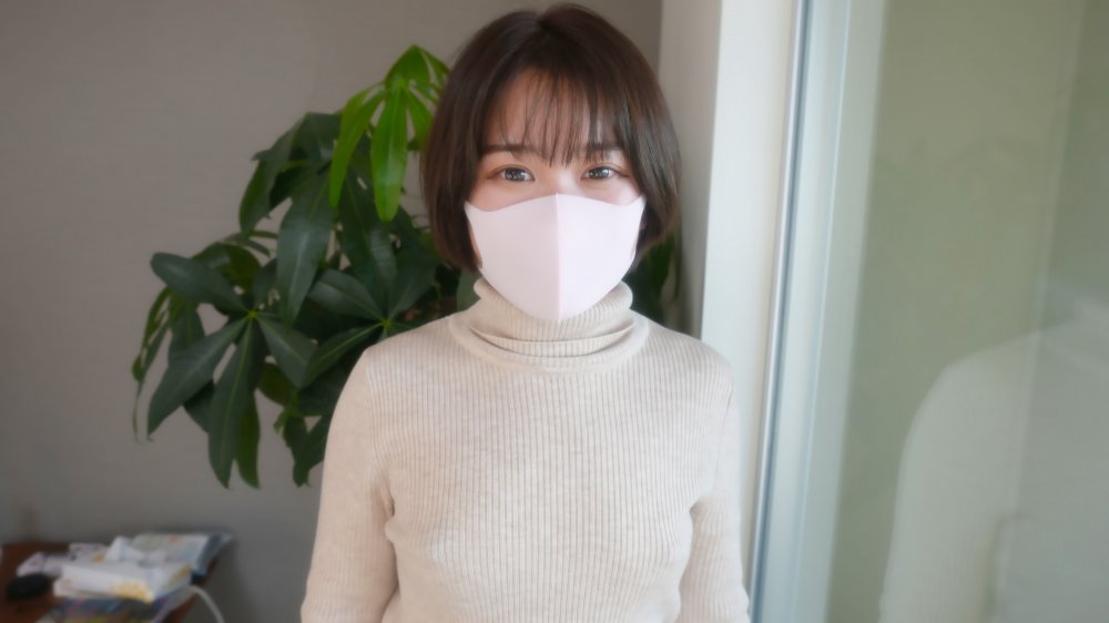 FC2 PPV 2892292 先月まで高○３○生！、１８才！、ショートカット美少女は、テレビ朝○のNO,１人気アナウンサー弘○綾香激似！、身長145cmミニモニ美少女、中出し２回戦、完全初撮影、個撮２３０人 FC2-PPV-2892292