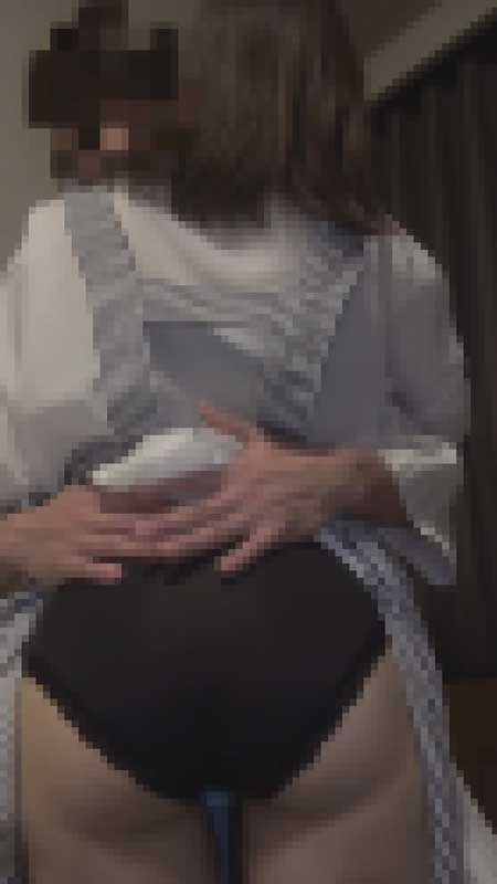 FC2 PPV 2890108 ラスト100「#39」パン屋の看板娘、エプロン姿で連続セックス。大きなお尻にぶっかけ♡両想い♡ FC2-PPV-2890108