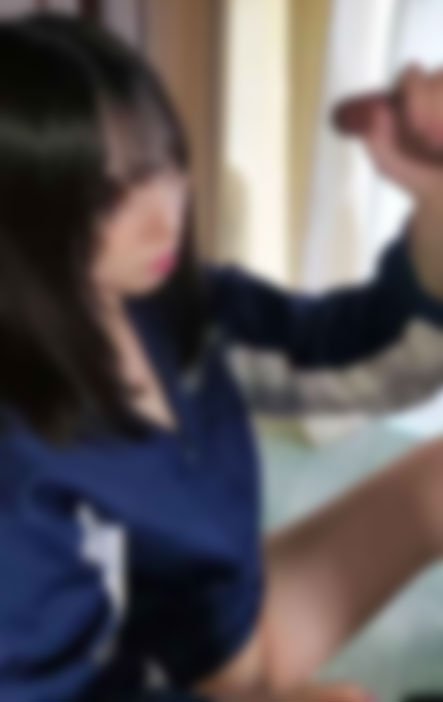 FC2 PPV 2952812 【個人】現役高〇3〇生 おばあちゃん家でバレないように初フェラ＆ハメさせてもらいました FC2-PPV-2952812