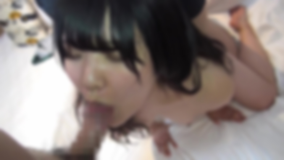 FC2 PPV 2985092 一週間限定1480→2480【無修正／顔晒し】お金の為に出演を決意するも撮影でガチ泣き。中出し３Ｐでお詫びすることに。 FC2-PPV-2985092