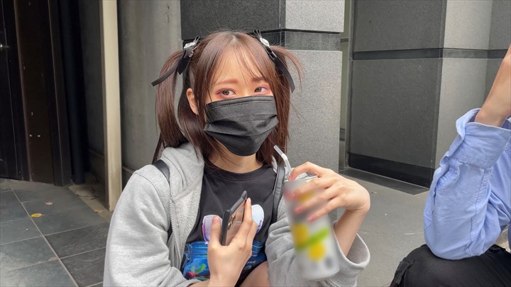 FC2 PPV 3045856 ※期間限定※【ぴえん狩り】ラブホ前で自撮りしてる地雷ちゃんをナンパで捕獲。色白ロxボディストゼロ回って意識朦朧喉まんこ鬼締めイラマ＆鬼ピスで脳バグ白目キメパコ♡ FC2-PPV-3045856