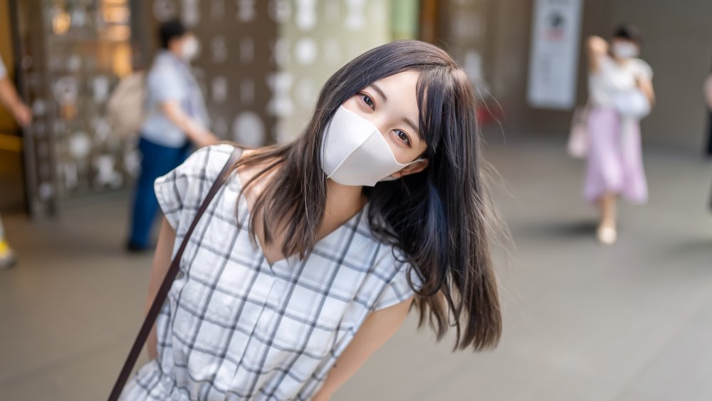 FC2 PPV 3049741 初撮影！！シネマ画風！【無修正】個数限定！！国家資格受験を控えた美白で可憐な女子大生・・・ぐっしょり濡れた女性器に捩じ込まれ淫らに悶える華奢な身体に2回中出し＆喉奥射精！！（3回射精） FC2-PPV-3049741