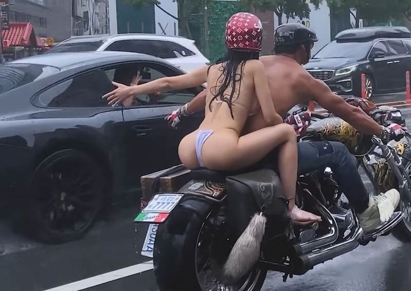 강남오토바이 커플 뮤비 유튭