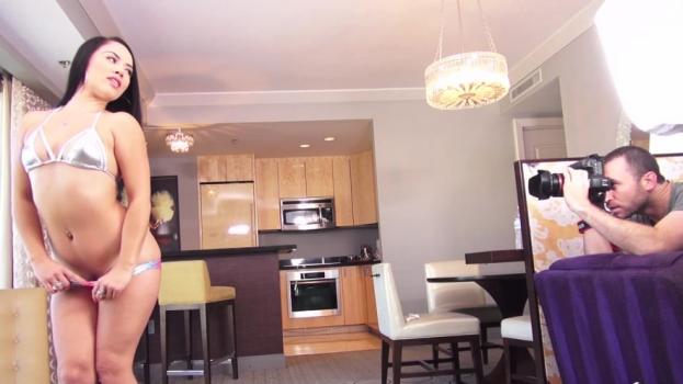 James Deen - Kristina Rose - Sexy Brunette On Set