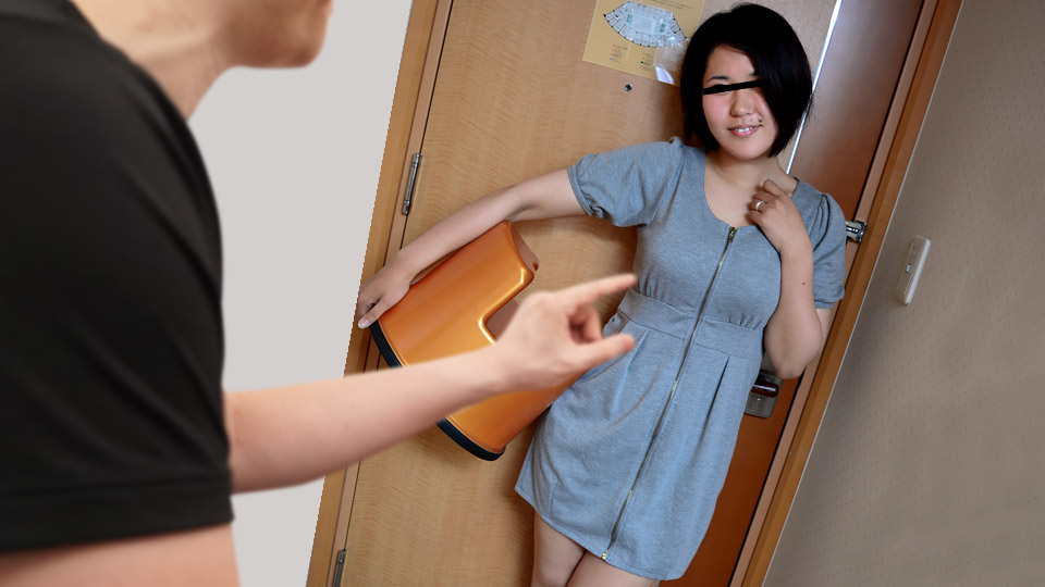 090822_701-paco スケベ椅子持参-中川貴子